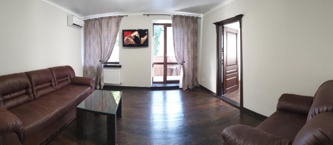 Apartament Бажане Місце Kamieniec Podolski Zewnętrze zdjęcie